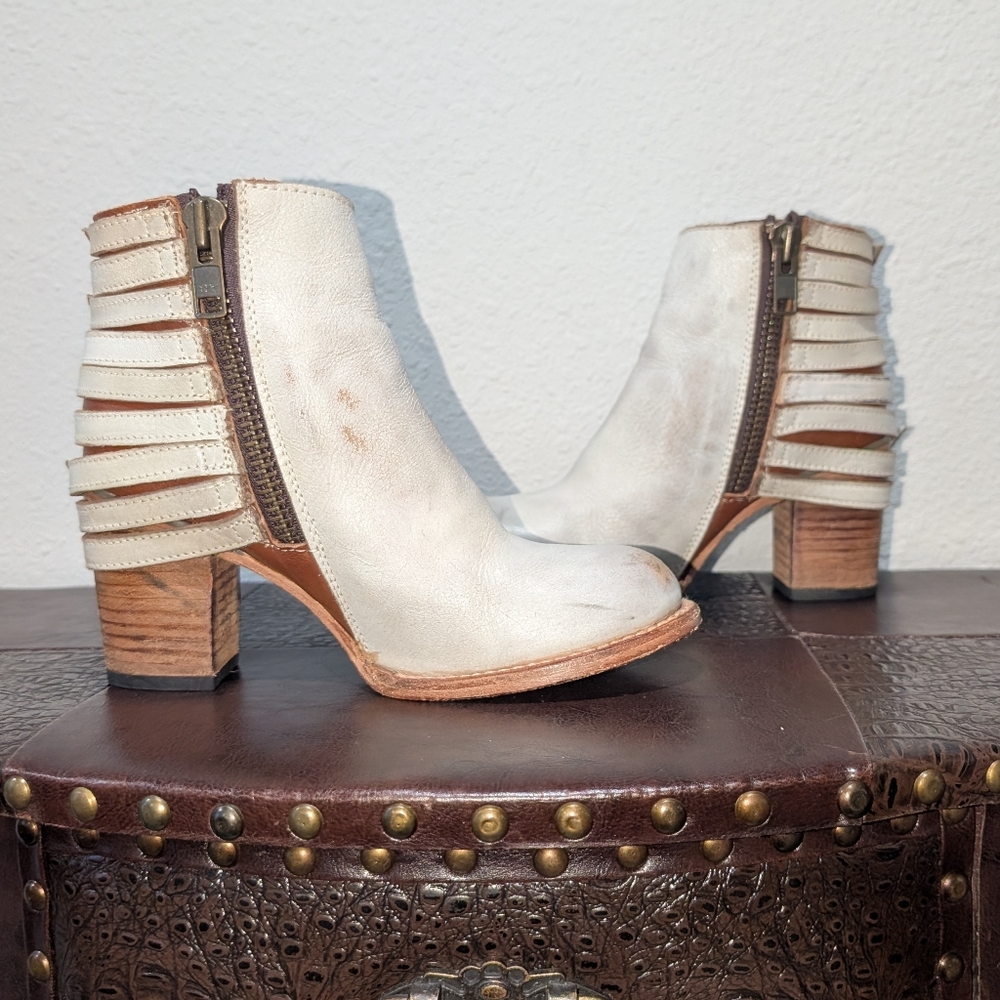 RARE FreeBird Hermosa Ice Ankle Booties size 7 - Picture 13 of 16